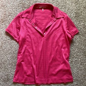 Women’s Nike golf shirt